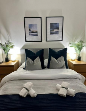 Retreat to a Stylish Ensuite in London